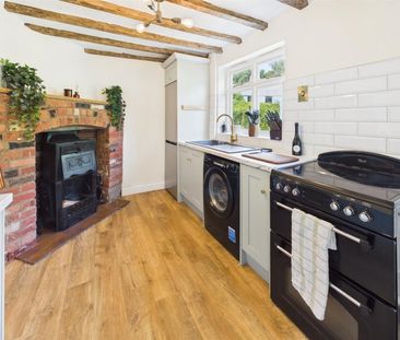 1 BED Terraced House To rent - Photo 5