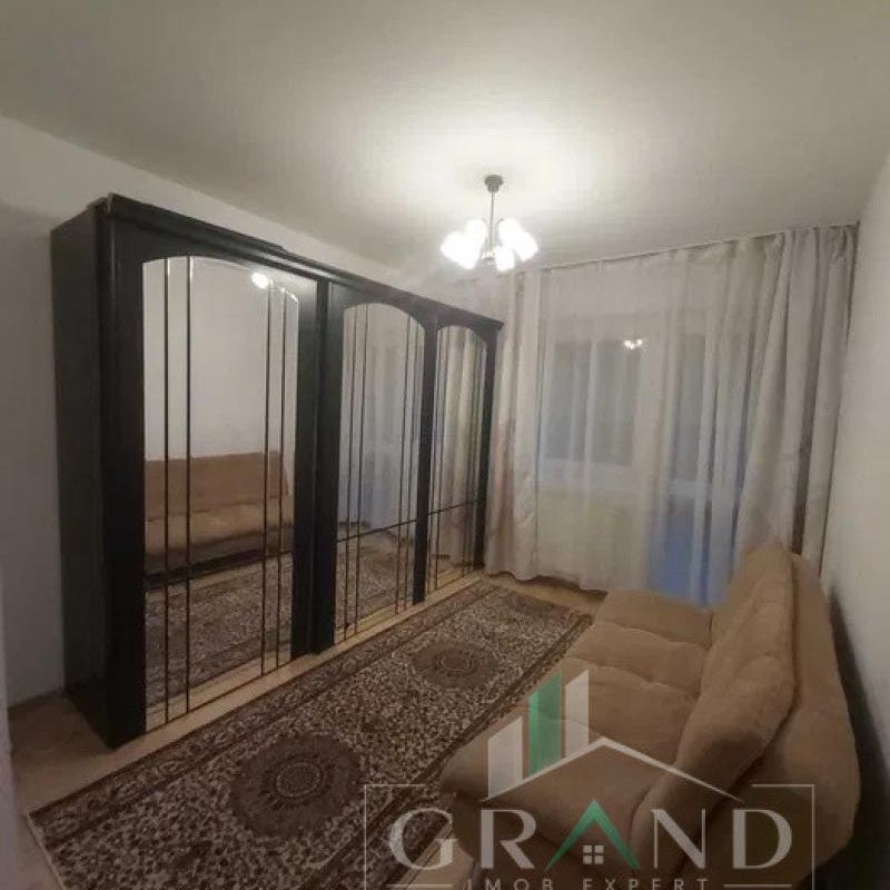 Apartament 3 Camere | 65 MP | Curte | Andrei Muresanu - Photo 1