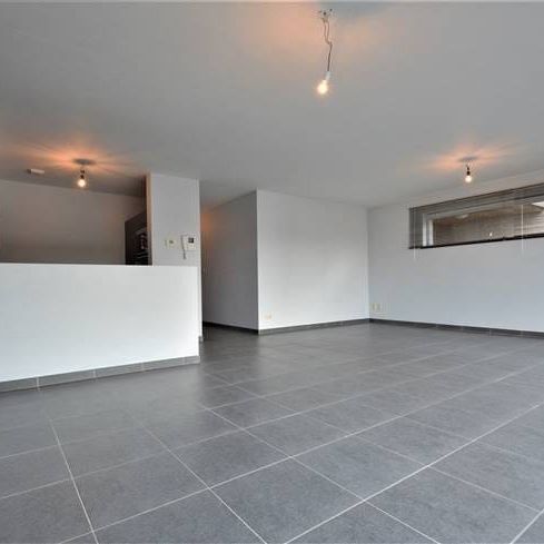 Appartement te huur - Photo 1