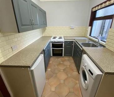 112 Avoniel Road, Belfast, BT5 4SG - Photo 4