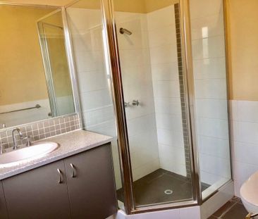 Huge House and Close to Curtin University and Westfield Carousel @$... - Photo 2