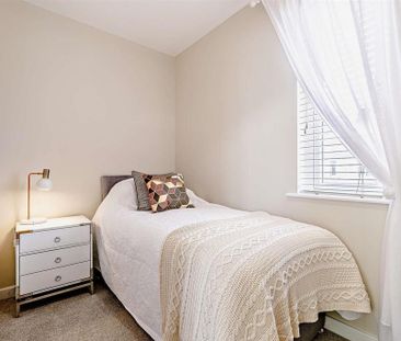 4 bedroom townhouse to rent - Photo 3