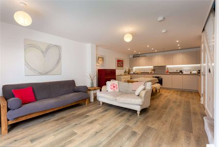 An attractive two bedroom maisonette found on the south side of Tunbridge Wells - Photo 5