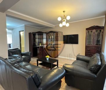 Casa rezidențială 5 camere 230mp curte 200mp KM5 șoseaua - Fotografie 2