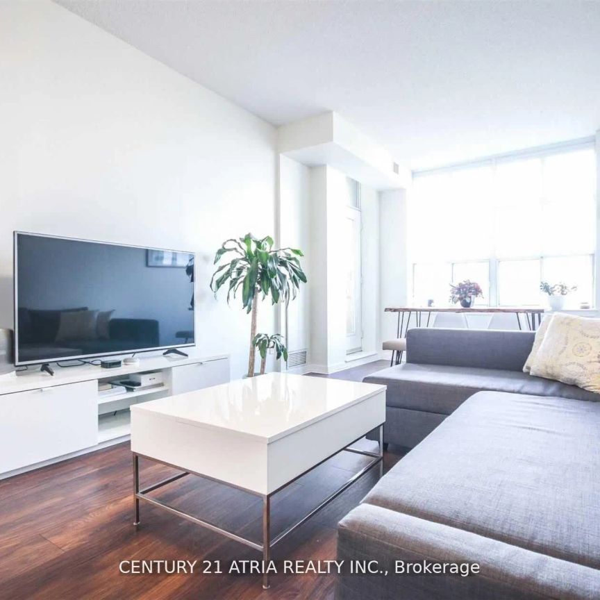 438 Richmond Street W #1002 - Photo 1