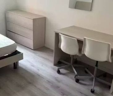 Via Francesco Caracciolo, Milan, Lombardy 20155 - Foto 2