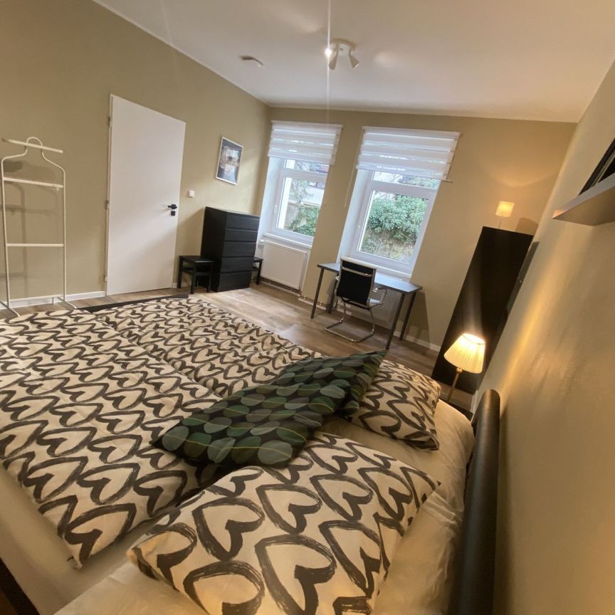 Pronájem bytu • 35 m² bez realitkyBělohorská, Praha - Břevnov - Photo 1