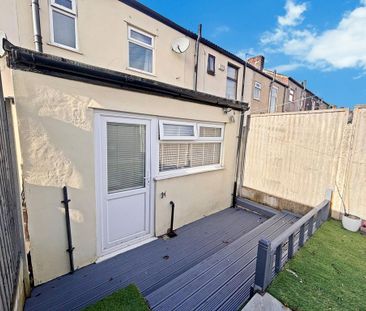 2 bedroom terraced house to rent - Photo 6