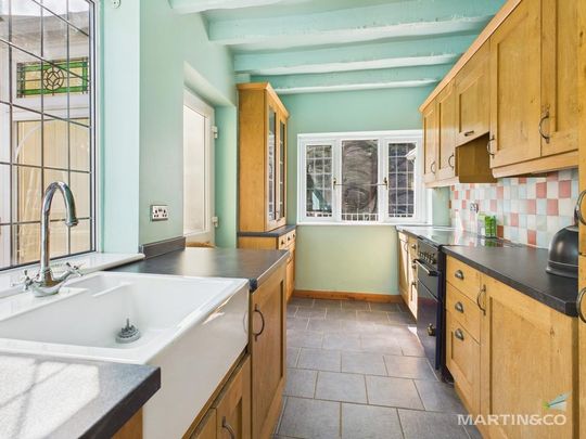 3 bedroom end of terrace house to rent - Photo 1