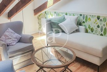 Penthouse for rent in Ayala