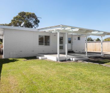 66 Armstrong Road, McCrae. - Photo 5