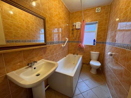 Ashland Street, Penn Fields, Wolverhampton - Photo 4