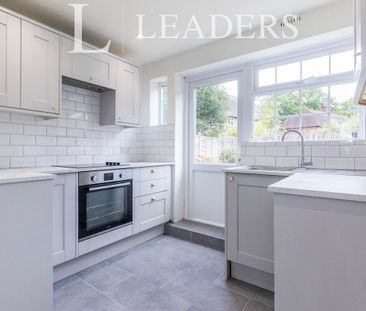 2 bedroom maisonette to rent Cranleigh - Photo 3