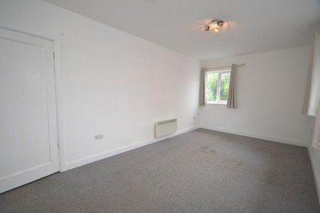 2 bedroom house share to rent - Photo 3