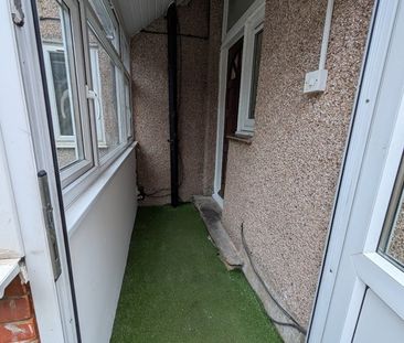 1 Bed Flat, Balfour Road, IG1 - Photo 4