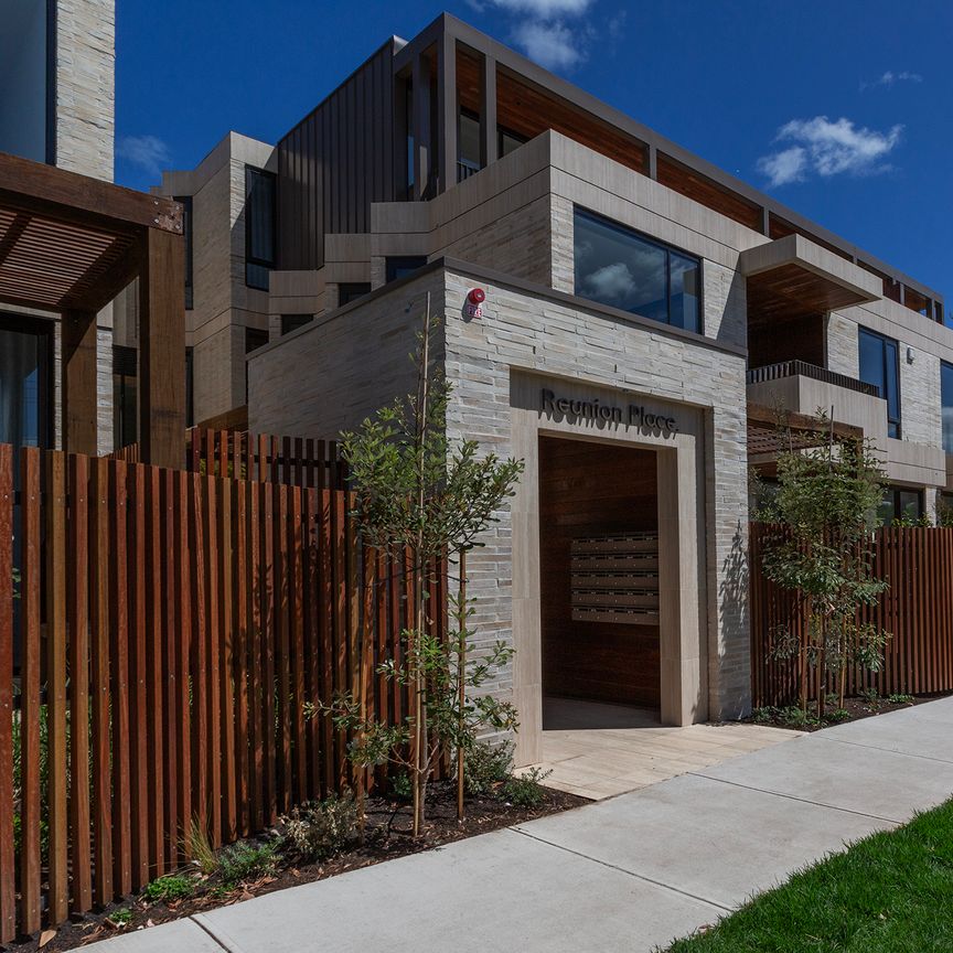 103/1A Deakin Street South, Hampton VIC 3188 - Apartment For Rent | Domain - Photo 1