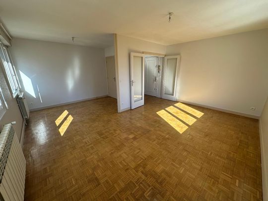 Location Appartement 3 pièces 71m² CLERMONT FERRAND 63000 - Photo 1