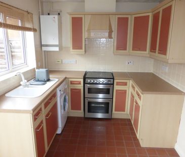 Middleham Close, Peterborough - Photo 4