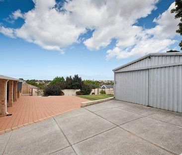 NEAT & TIDY HOME WITH POWERED SHED!! - Photo 2