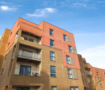 Mansfield Park Street, SO18 - Photo 1