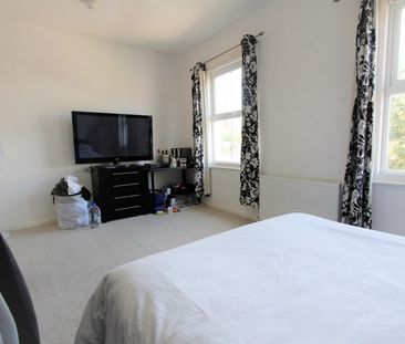 6 Bed Terraced House, Sidmouth Street, RG1 - Photo 2