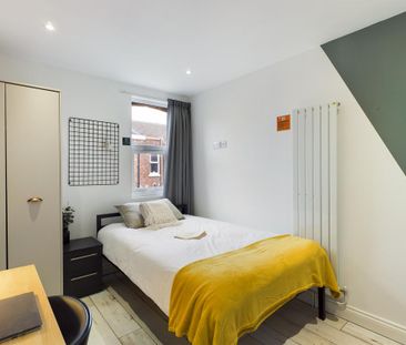 1 bedroom in a house share to rent - Photo 4