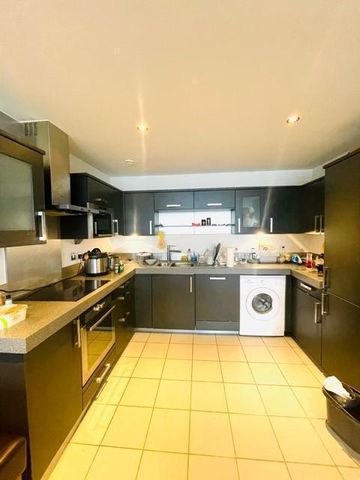 3 bedroom apartment to rent - Photo 3