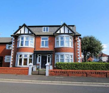 Ingle Nook, Baron Road, Blackpool, FY1 - Photo 6