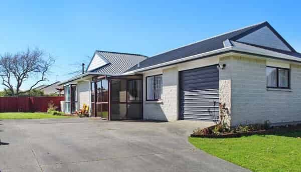 KELVIN GROVE - 3 BEDROOM - Photo 1