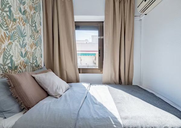 Carrer del Mestre Alberto Luz, Valencia, Valencian Community 46035