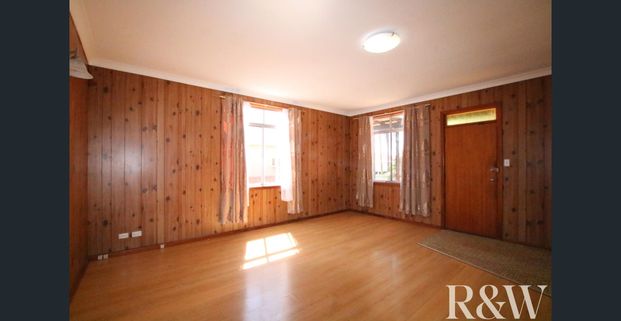 Family Home - Photo 1