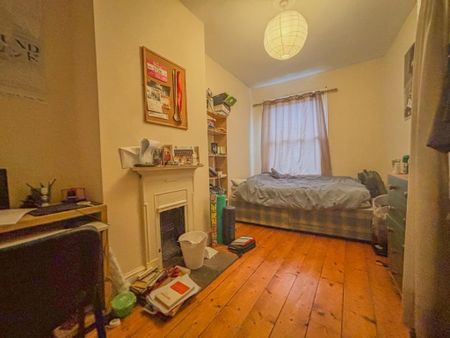 4 bedroom terraced house to rent - Photo 5