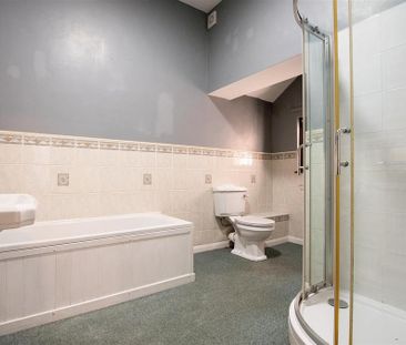 2 bedroom apartment to rent - Photo 4