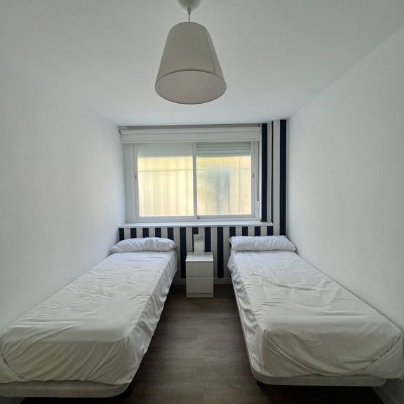 Luxury Flat for rent in Nueva Andalucia, Andalusia - Photo 1