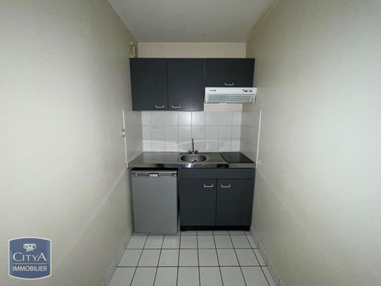 Location Appartement 1 pièce 29m² POITIERS 86000 - Photo 1