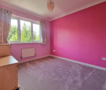 4 bedroom detached house to rent - Photo 3