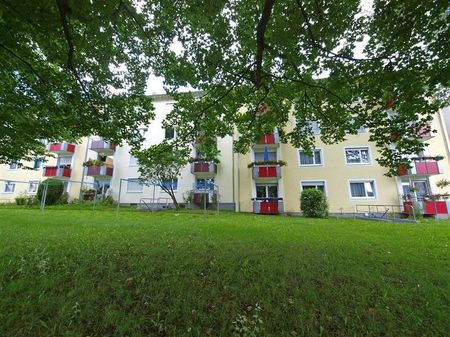 Da kommt man gern Heim. günstig geschnittene 3-Zi.-Wohnung - Foto 3