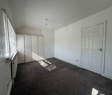 Great Barr, Hamstead Road, B43 5BH, Birmingham - Photo 3