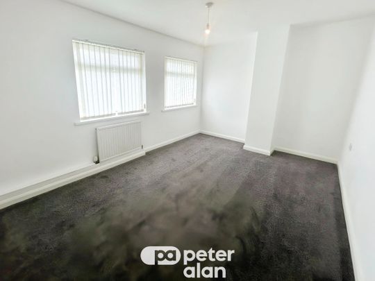 Bryn Teg, NEATH - Photo 1