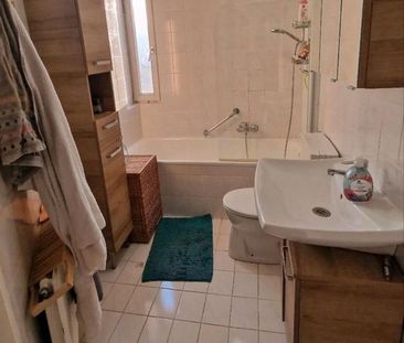 Wunderschöne 2,5 Zimmer Dachgeschoss-Altbauwohnung - Photo 1