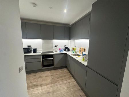 2 bedroom apartment to rent - Photo 4