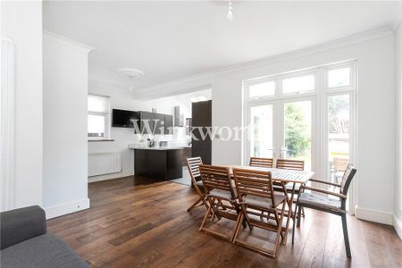 3 bedroom semi-detached house to rent - Photo 3