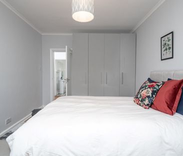 2 Bed Flat, Linksview, N2 - Photo 6