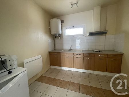 Location Appartement 1 pièce 39m² BRIVE LA GAILLARDE 19100 - Photo 2