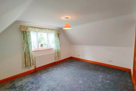 High Street - Photo 5