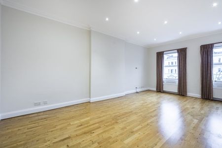 3 bedroom flat to rent - Photo 4