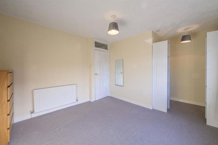 2 bedroom semi-detached house to rent - Photo 5