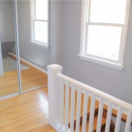 For Lease - 9 Oakworth (main and second floor) Crescent, Toronto, Ontario - Photo 1