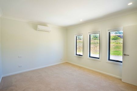 Brand New, Never Lived in 4 Bedroom Home - Photo 5