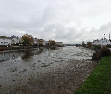 4 bedroom semi-detached house to rent - Photo 4